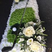 Golfing funeral tribute