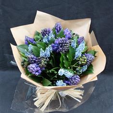 Blue Spring Sky Hand-tie