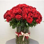 Magnificent 100 Roses Janet's Flowers Eastbourne Florist